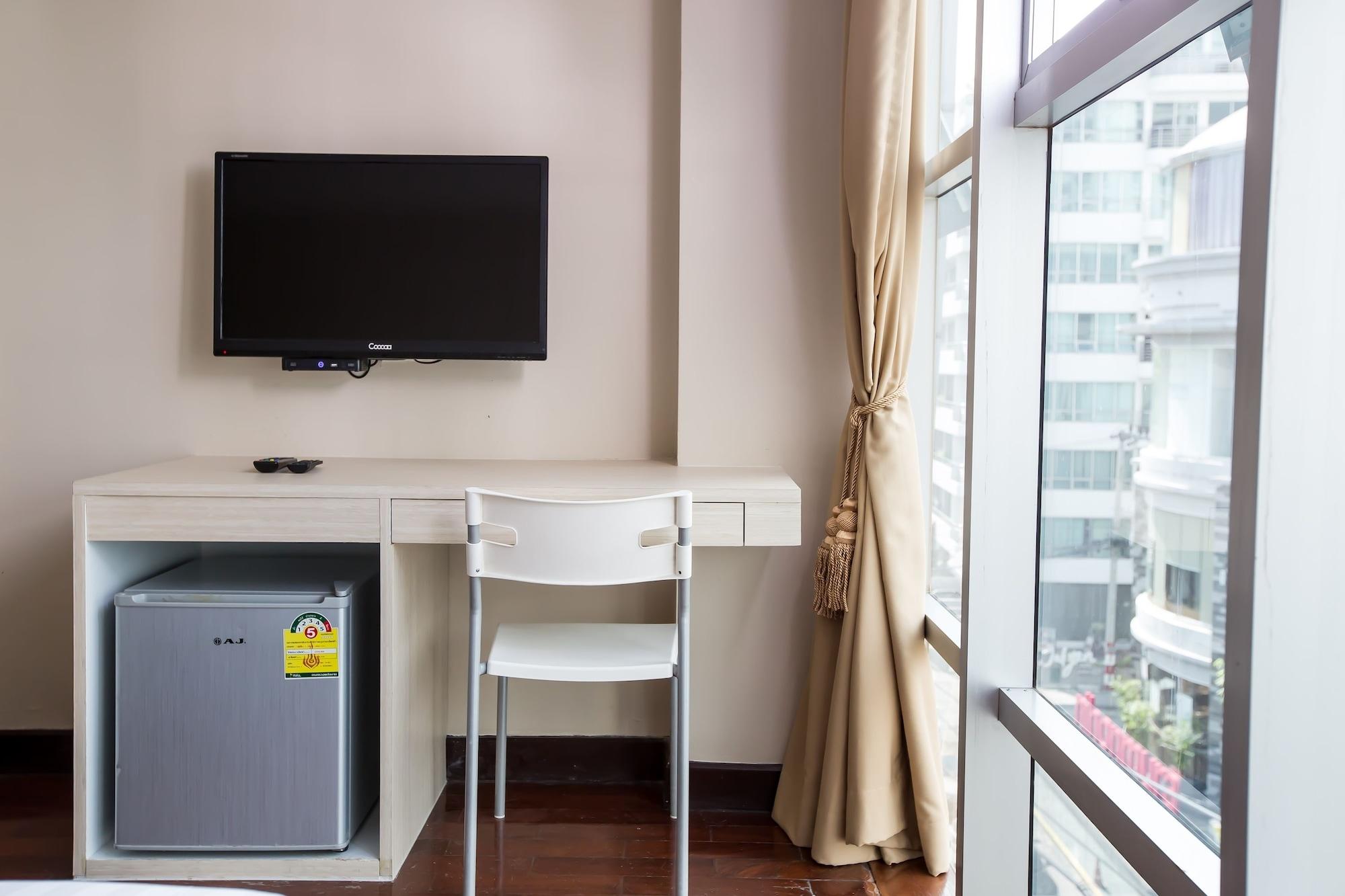 Snooze Hotel Thonglor Бангкок Экстерьер фото
