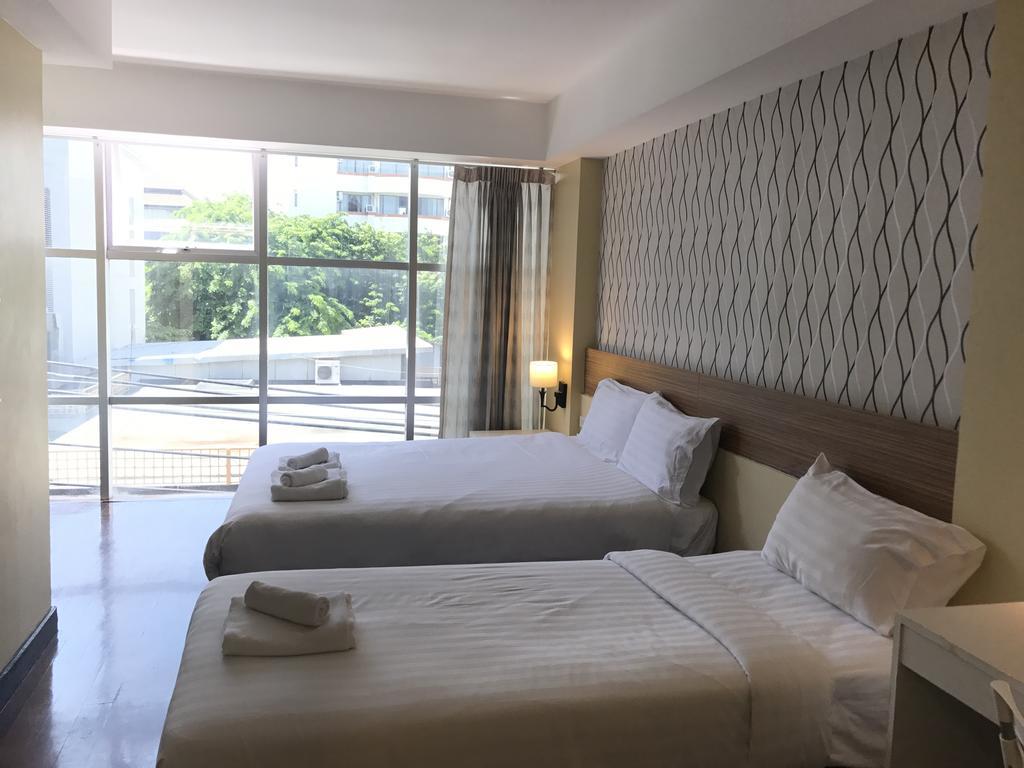 Snooze Hotel Thonglor Бангкок Экстерьер фото