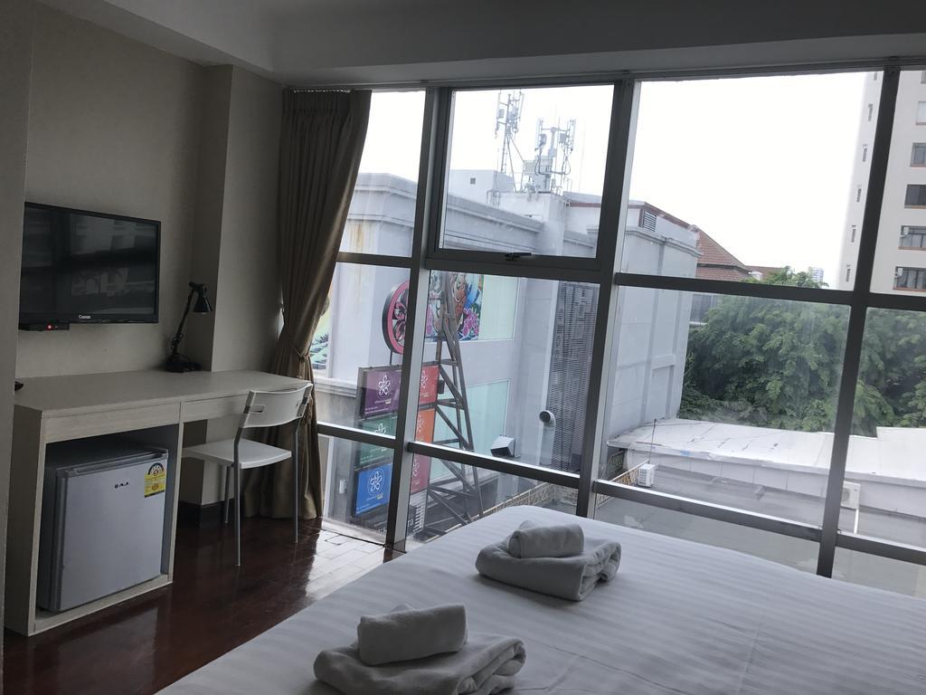Snooze Hotel Thonglor Бангкок Экстерьер фото