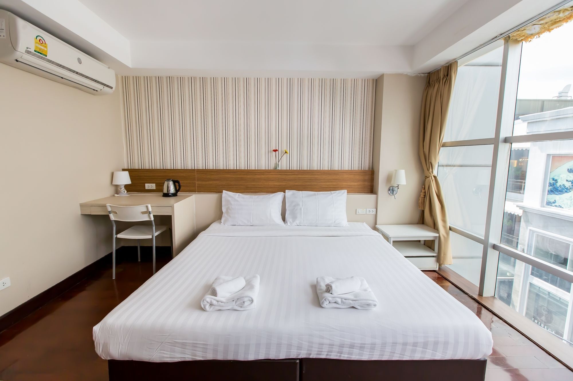 Snooze Hotel Thonglor Бангкок Экстерьер фото